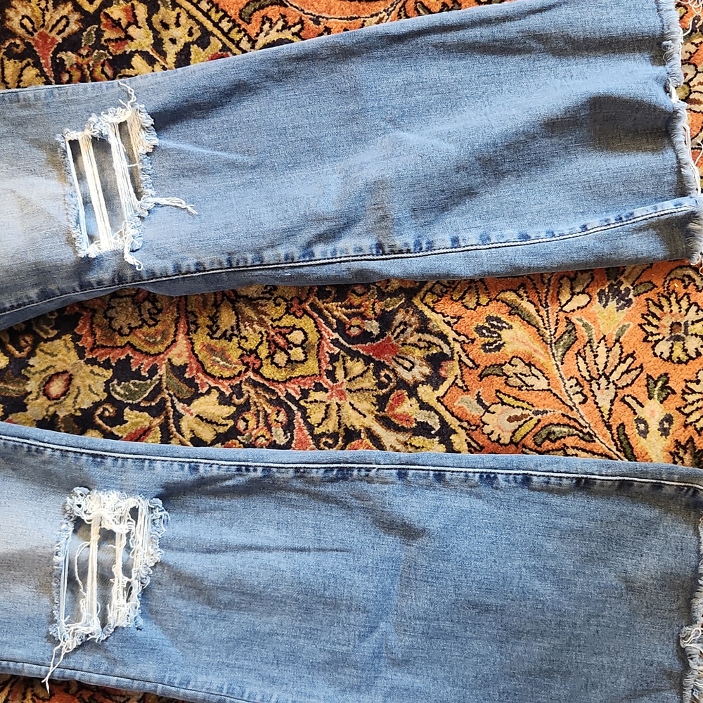 American Eagle Distressed Flare Jeans 8 Long - Picture 3 of 11